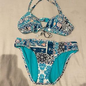 Seafolly 2 piece bikini. USA size 6 top and size 8 bottom.